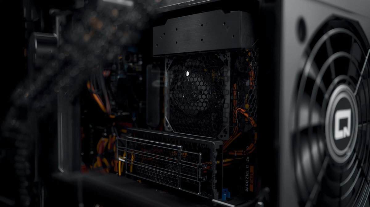 Best 1000W power supply installed inside a gaming PC case with cable routing and airflow